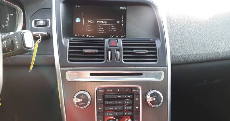 Volvo XC 60 cena 59999 przebieg: 231000, rok produkcji 2015 z Warszawa małe 301